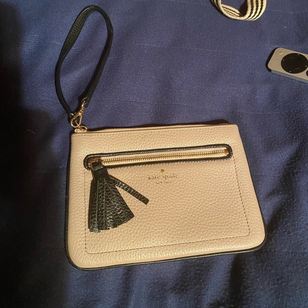 Kate Spade Chester Street Dessi Wristlet